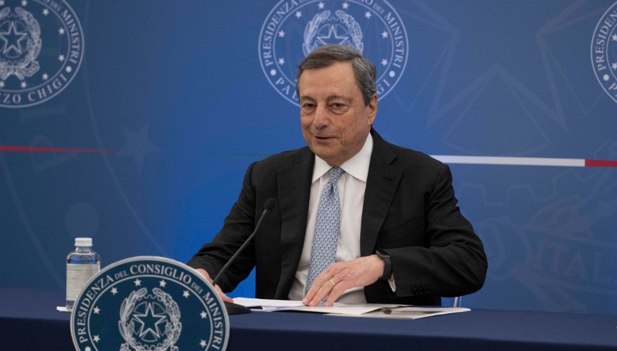 Crisi di Governo, le tappe del caos politico: dal colloquio Draghi-Conte alle dimissioni, la ricostruzione