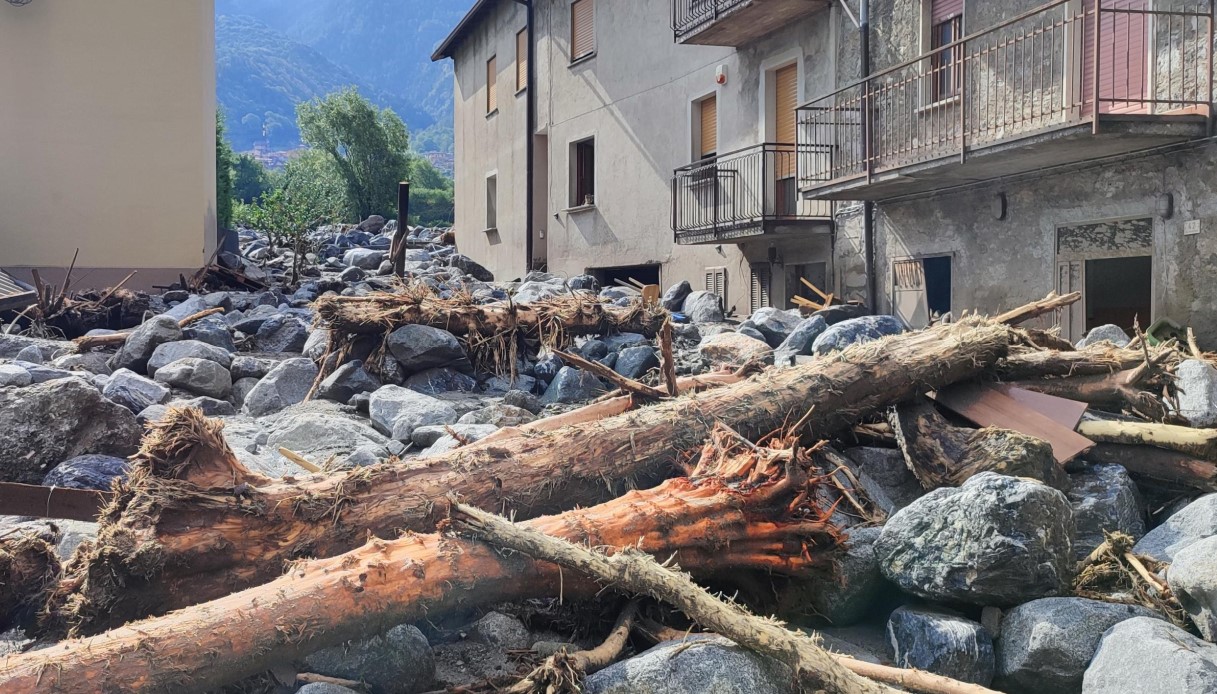 Maltempo Nel Bresciano, Esonda Un Torrente: Due Comuni Travolti Dal ...