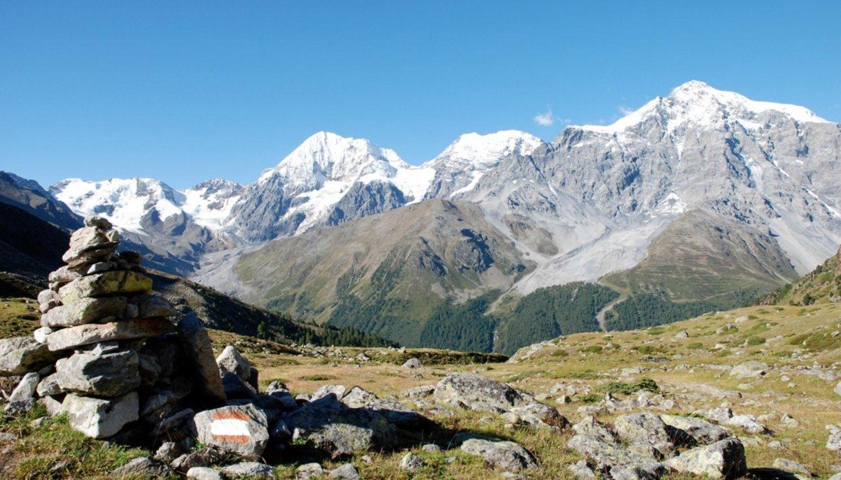 Alpinista precipita e muore sull'Ortles: altra vittima della montagna, inutili i soccorsi