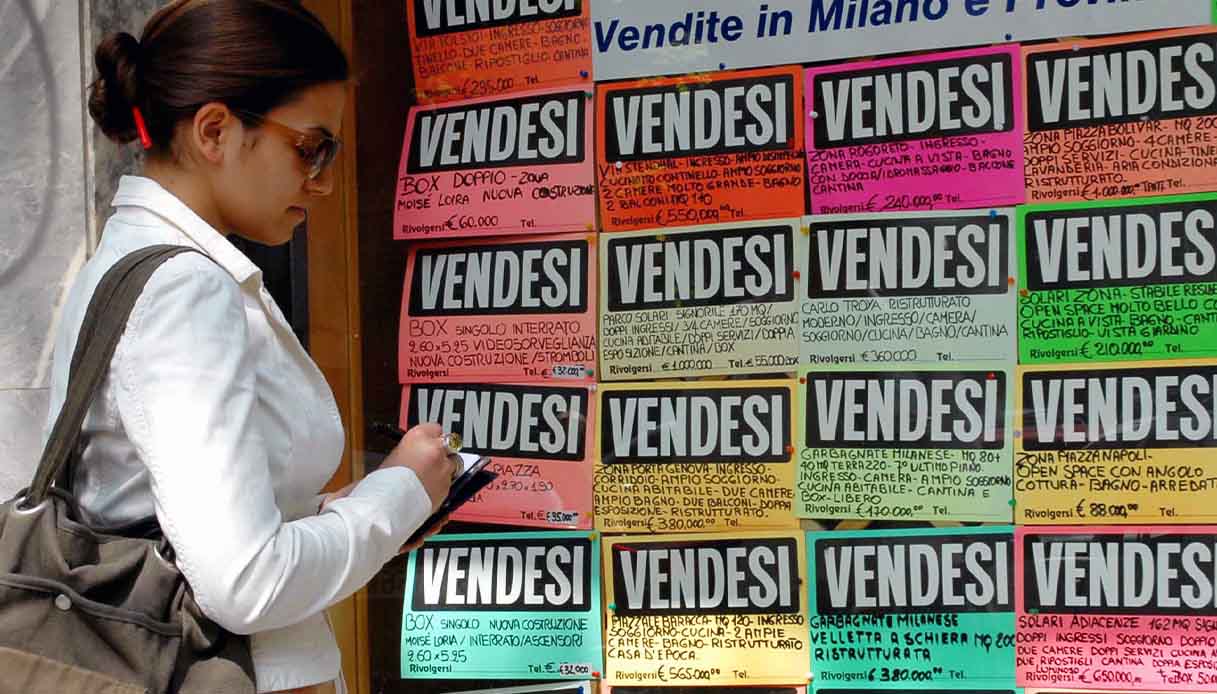 I prezzi delle case alle stelle in tutta Italia: quali sono le città più care, da Milano a Palermo case in vendita