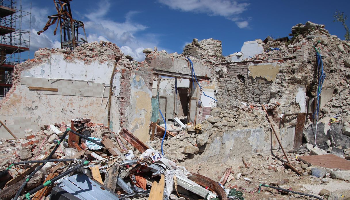 Terremoto Centro Italia, sei anni fa il sisma che sconvolse Amatrice: a che punto è la ricostruzione