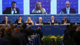 Cernobbio, från Brunettas passion till skärmen mellan Meloni och Salvini: Vad hände i Ambrosettis forum