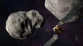 La sonda Dart si è schiantata (di proposito) sull'asteroide Dimorphos: cosa significa e perché è un successo