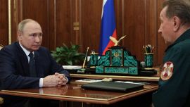 Putin ist total zum Angriff bereit, prognostiziert Toni Capuozzo: So hat sich der Krieg zwischen Russland und der Ukraine verändert