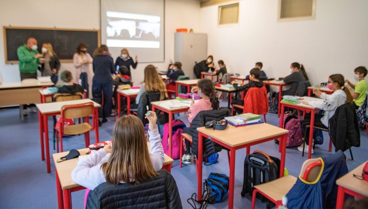 Cagliari, dodicenne non va a scuola a causa dei bulli e viene bocciata: il Tar la promuove