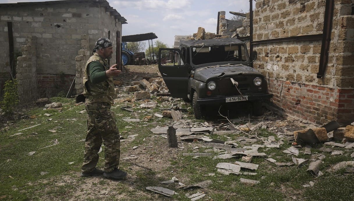 Un soldato ucraino a Izyum.