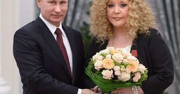 Guerra in Russia, Alla Pugacheva contro Vladimir Putin: la più famosa cantante pop all'attacco del Cremlino
