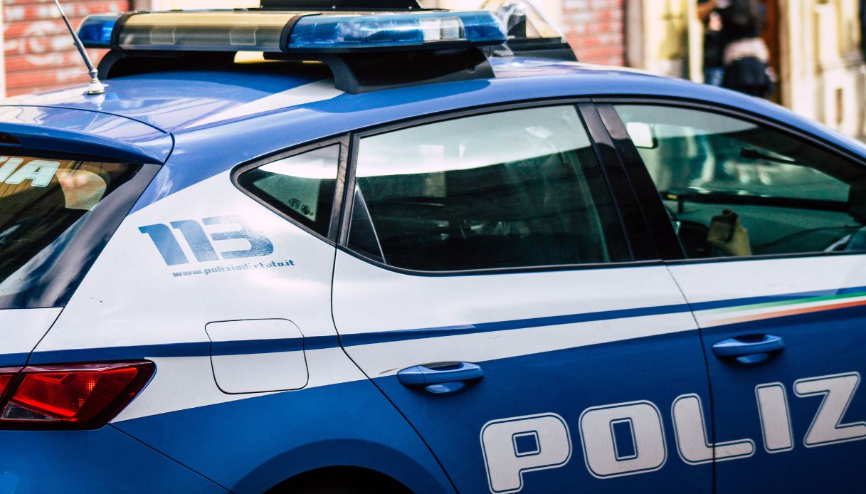 Napoli Trans 18enne Suicida In Casa Dopo Aver Lasciato La Scuola 