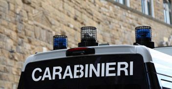 carabinieri-camionetta