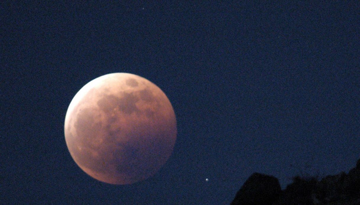 Eclissi lunare, 8 novembre 2022.