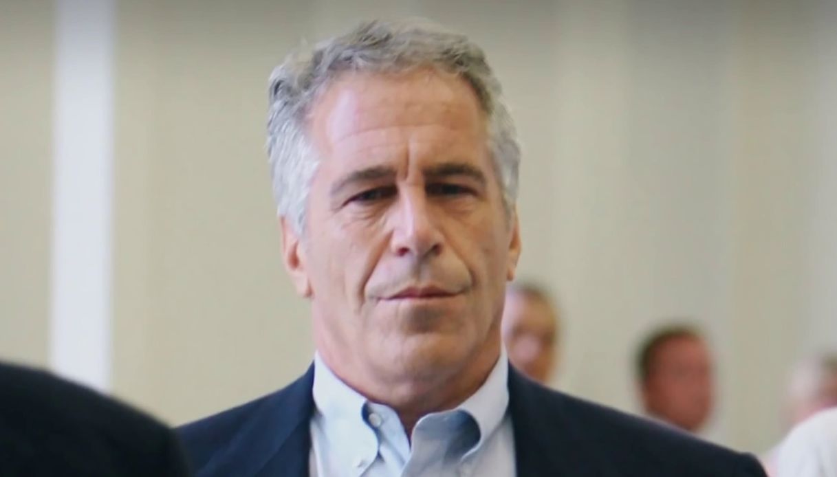 Caso Jeffrey Epstein, vittime di abusi fanno causa a Deutsche Bank e  JpMorgan