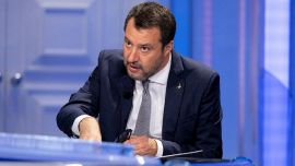 Salvini para dirigir embriagado: "Ação para aumentar a punição".  Mas um de seus tweets antigos gerou polêmica