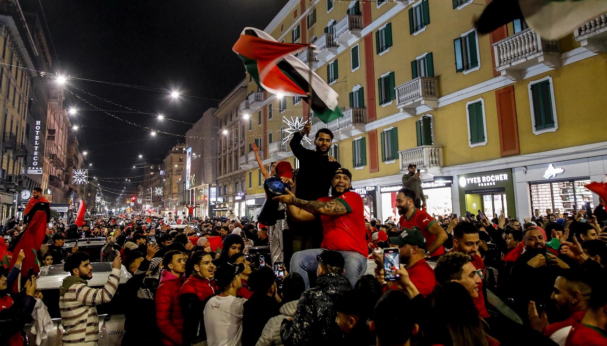 La Spezia, tifosi marocchini aggrediti in strada con delle cinture da militanti di CasaPound