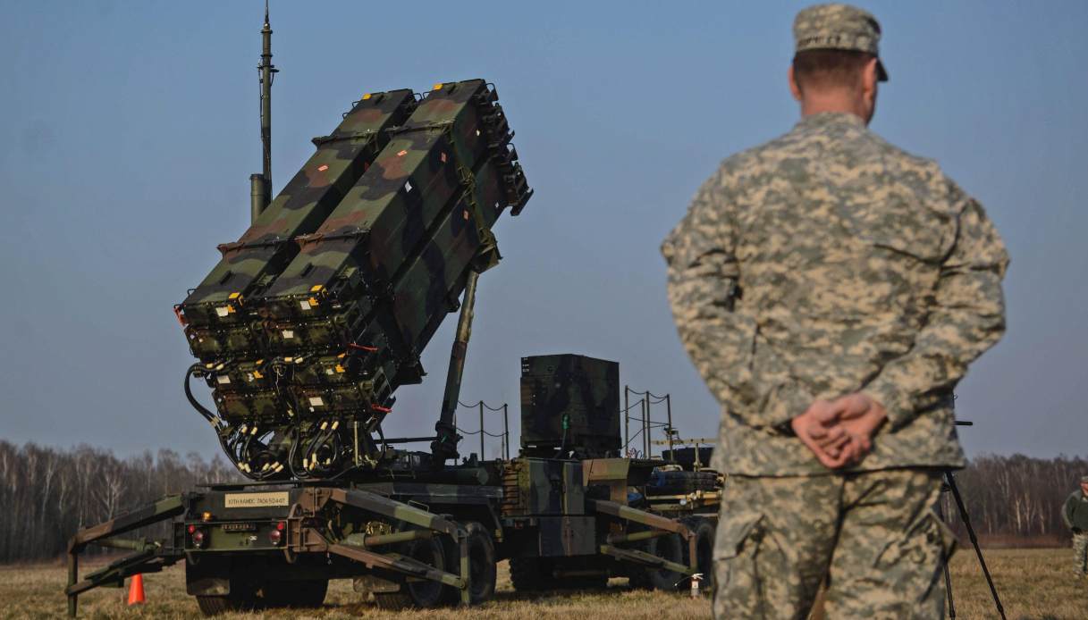 Guerra Russia Ucraina, cosa sono e come funzionano i missili Patriot chiesti da Zelensky agli Usa