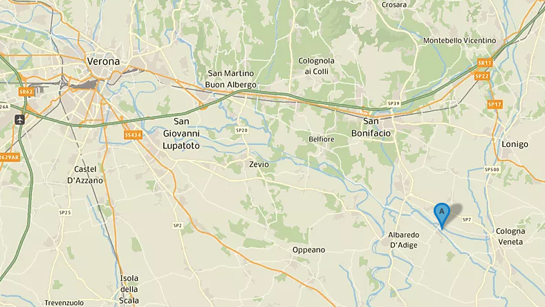 Incidente a Verona, auto sbanda e finisce in un canale: tre giovani morti e un ferito