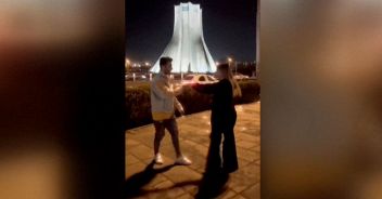 iran-coppia-balla