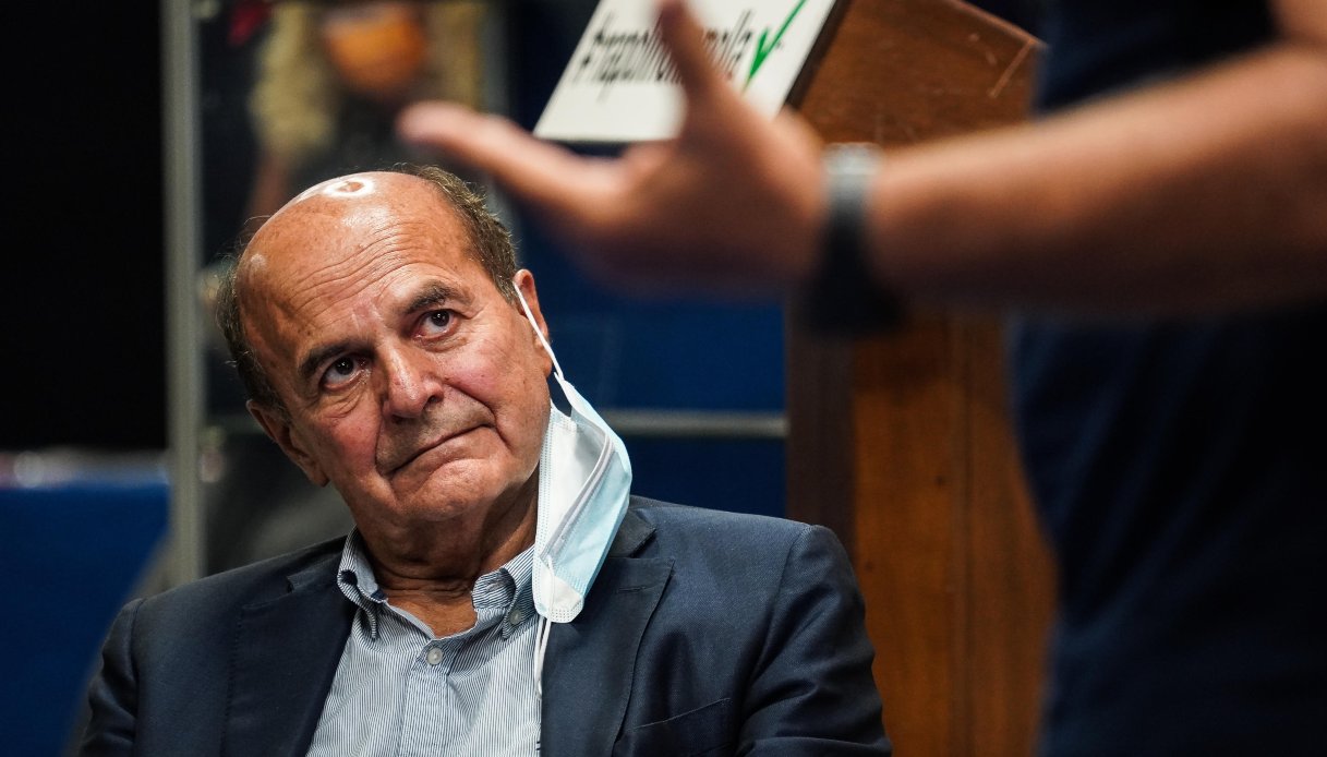Pier Luigi Bersani apre al PD: "Pronto a iscrivermi al nuovo partito. Schlein? Può innovare, serve chiarezza"