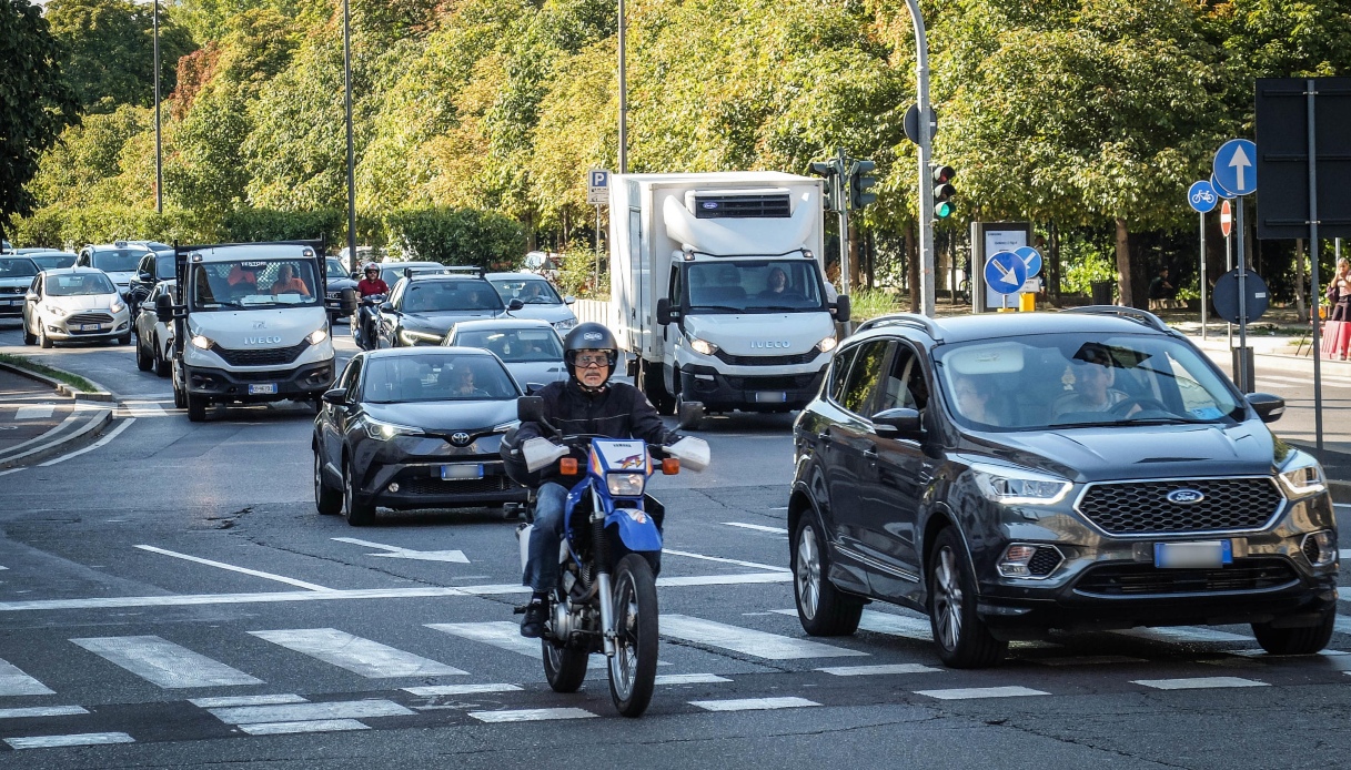 Milano, il sindaco Sala sul limite dei 30 km all’ora: “Non sarà in tutta la città”