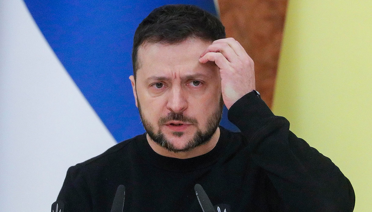 Corruzione in Ucraina, stretta di Zelensky: dimissioni nel Governo di Kiev, saltano importanti cariche