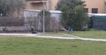 tredicenne-mantova-aggredita-forbici