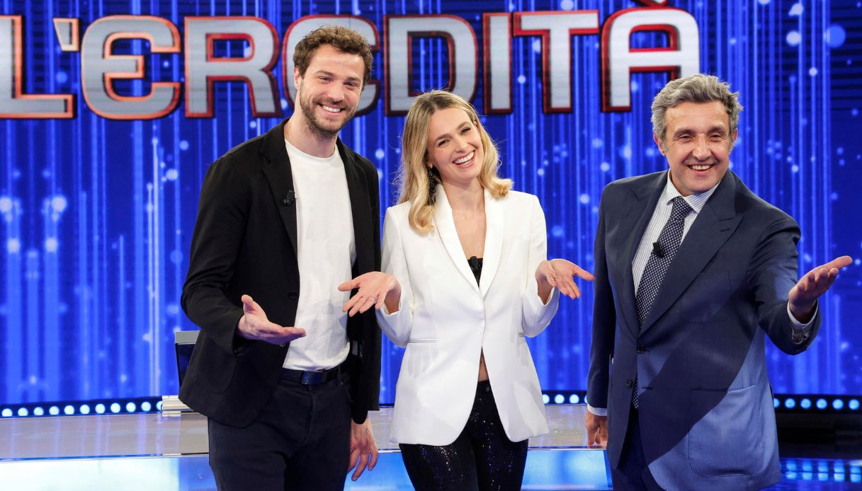 Ascolti tv e dati Auditel sabato 11 marzo: C’è Posta per Te regala la vittoria a Canale 5