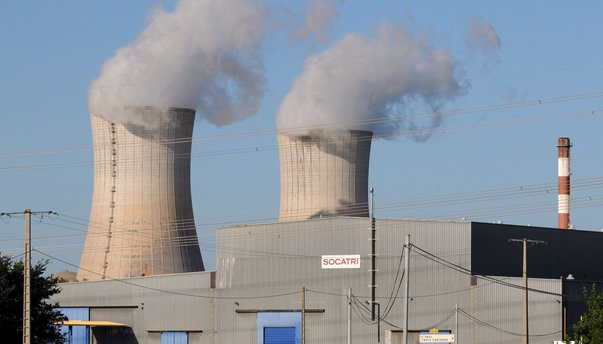 Alarme nuclear na França, 320 soldas com risco de falha detectadas em reatores: situação