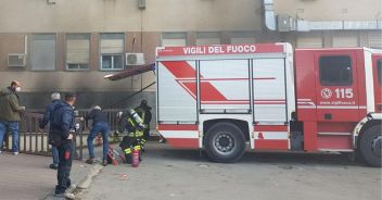 incendio-ospedale-caltanissetta