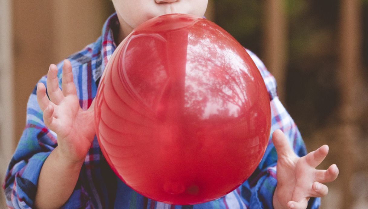 Bimbo di 7 anni muore soffocato per un palloncino a Montegaldella scoppiato  in bocca mentre stava giocando