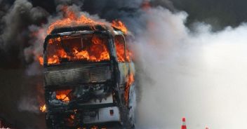 autobus-fiamme-venezia