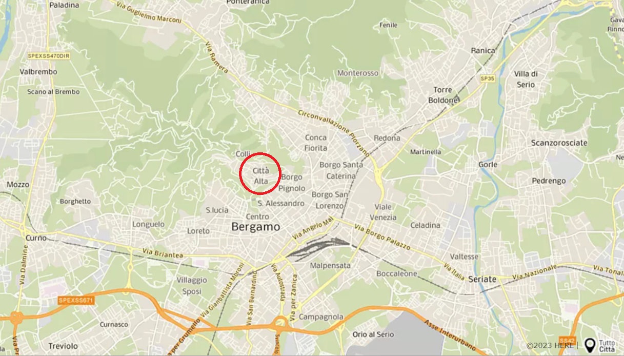 Una professoressa è stata multata a Bergamo per esercizio abusivo della professione di guida turistica