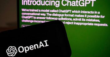 ChatGpt torna disponibile in Italia dopo lo stop del Garante della Privacy