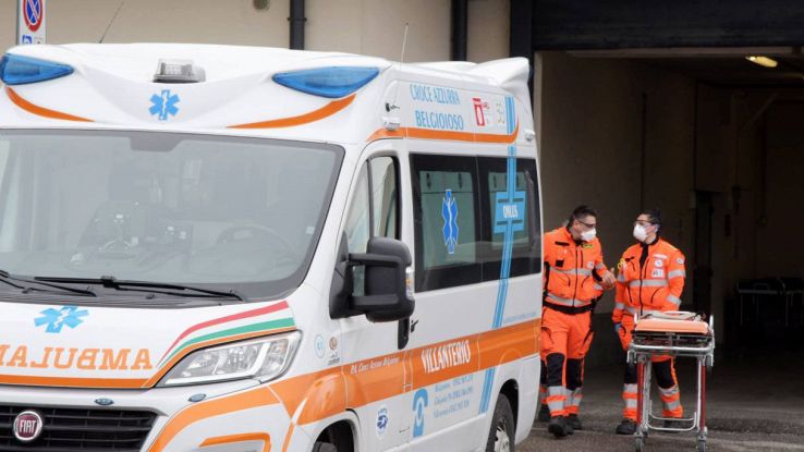 Pedone investito da un'auto sulla Provinciale a Bressana Bottarone