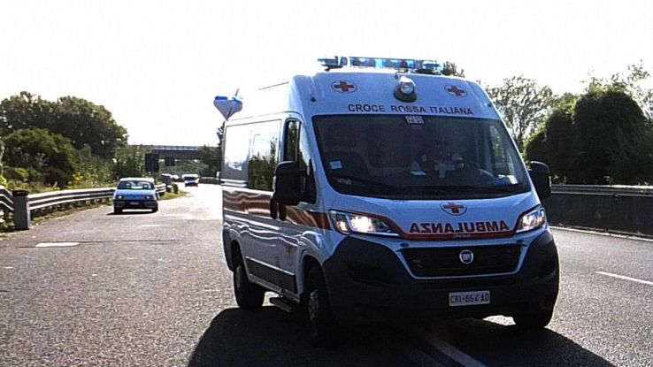 Donna muore in un incidente a Corciano nel Perugino nell'urto frontale