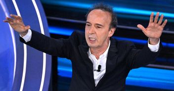 Benigni furto statua