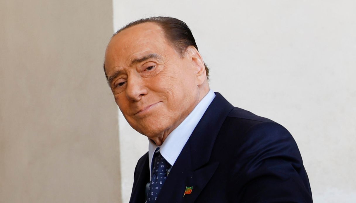 Silvio Berlusconi Ricoverato All Ospedale San Raffaele Diretta Niente Dimissioni Il Nuovo