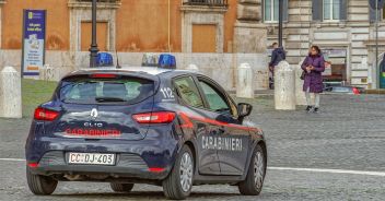 carabinieri-rivolta