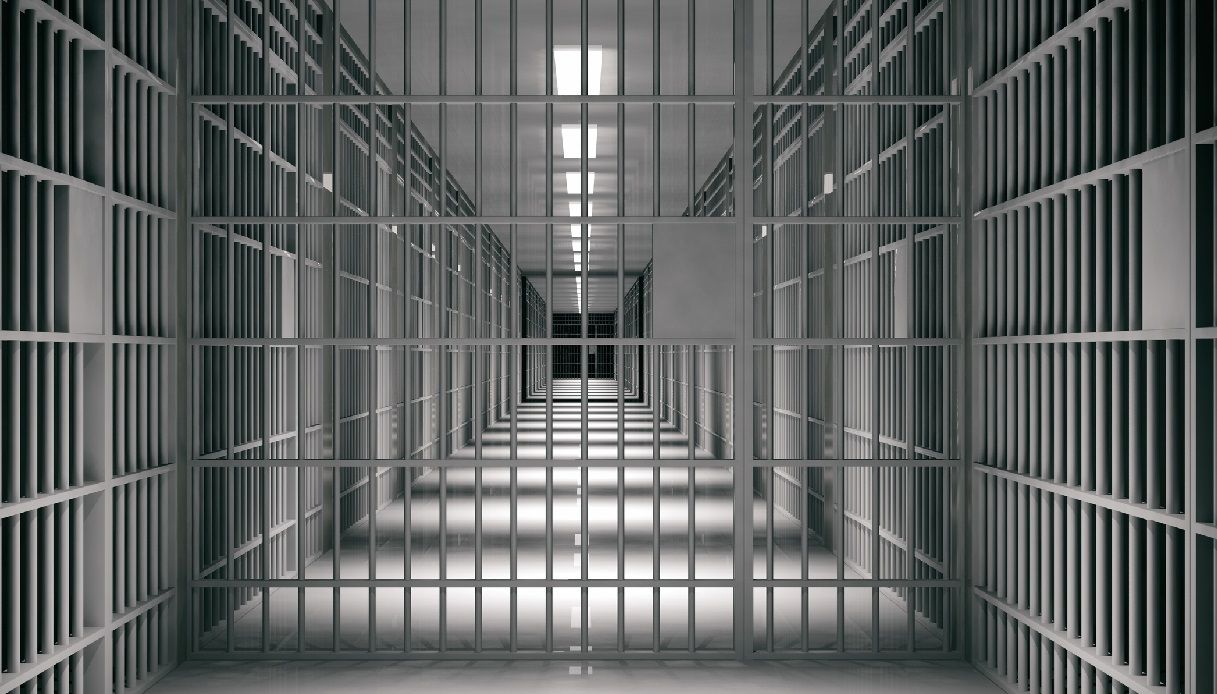 Fiamme nel carcere di massima sicurezza di Novara: detenuto appicca