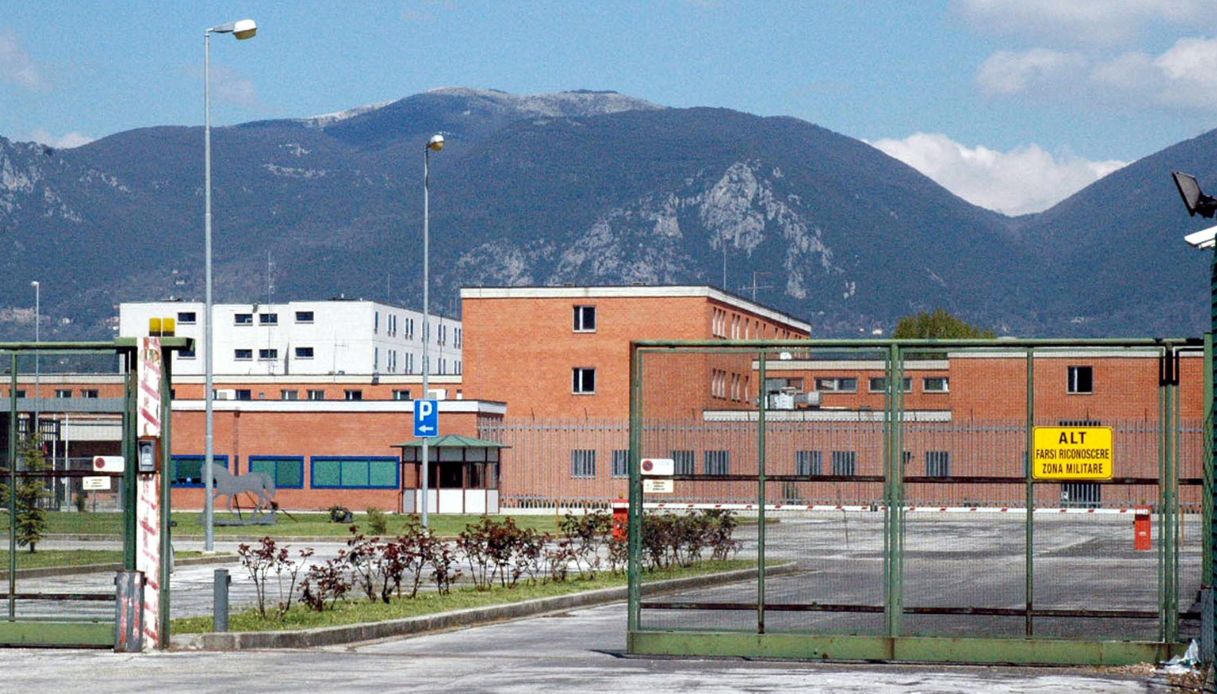 Detenuto morto soffocato in cella nel carcere di Sabbione a Terni: avrebbe appiccato lui stesso un incendio