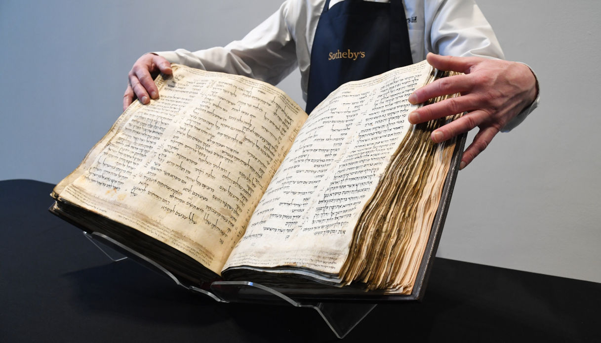Codice Sassoon Bibbia ebraica venduta a 38 milioni