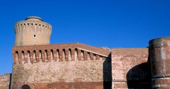 fortezza-vecchia-livorno-precipita-bastione