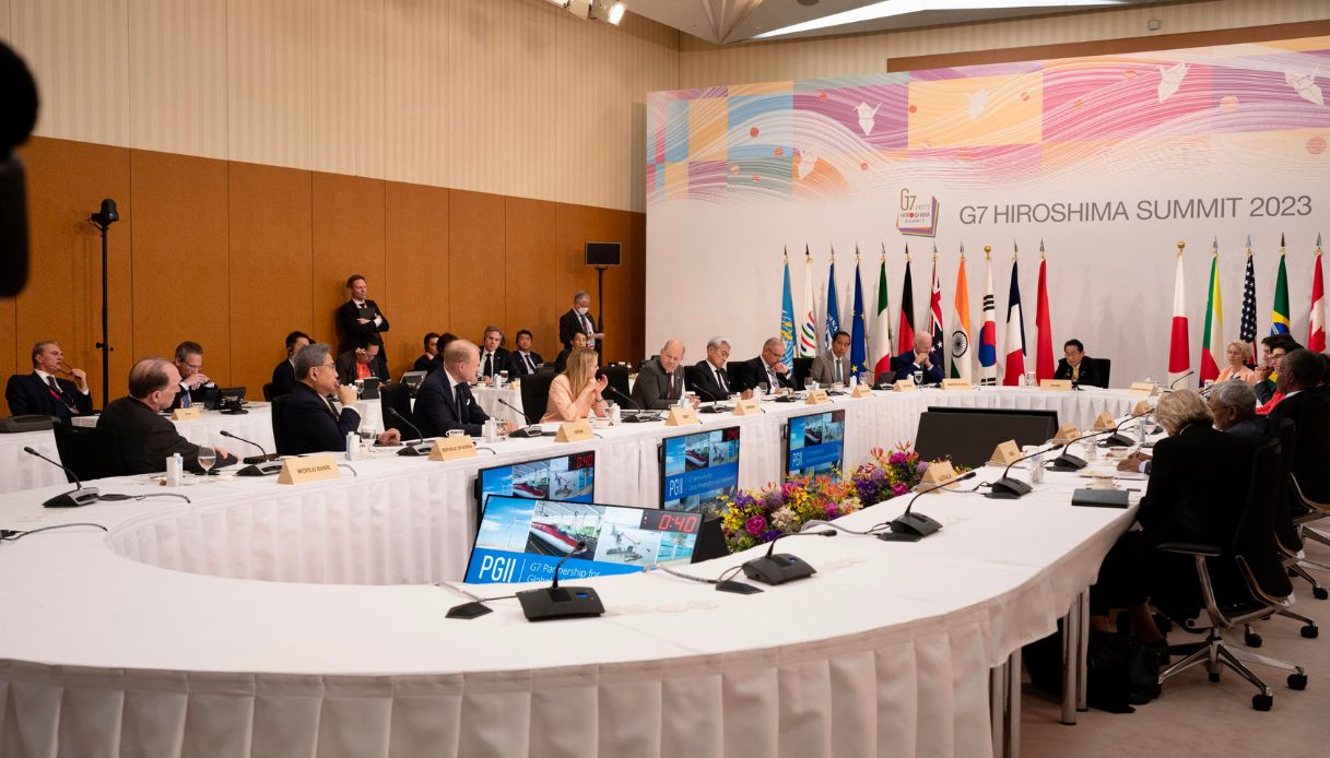 Giorgia Meloni lascia in anticipo il G7 in Giappone