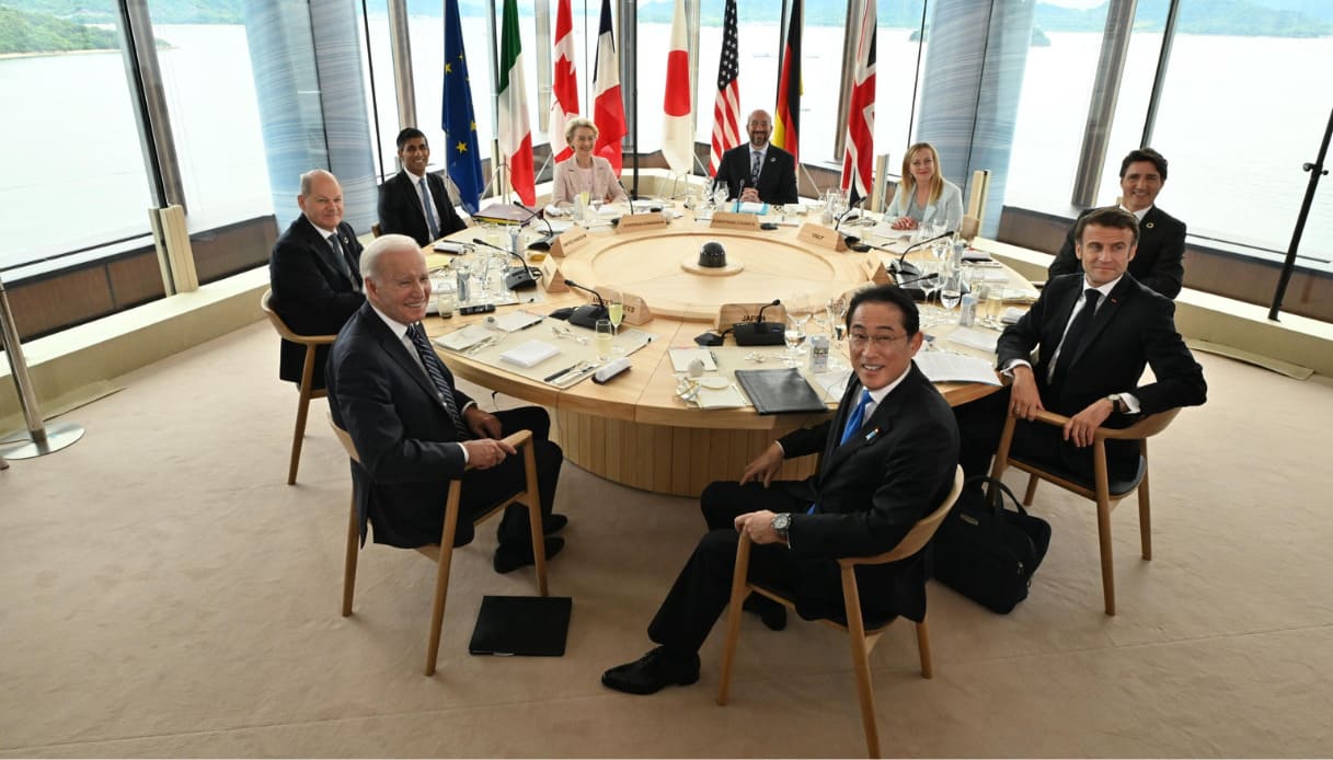 Al G7 di Hiroshima scontro Trudeau-Meloni sui diritti LGBTQIA+: anche Zelensky presente a sorpresa in Giappone