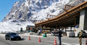 Alta tensione tra Italia e Francia per la chiusura del traforo del Monte Bianco