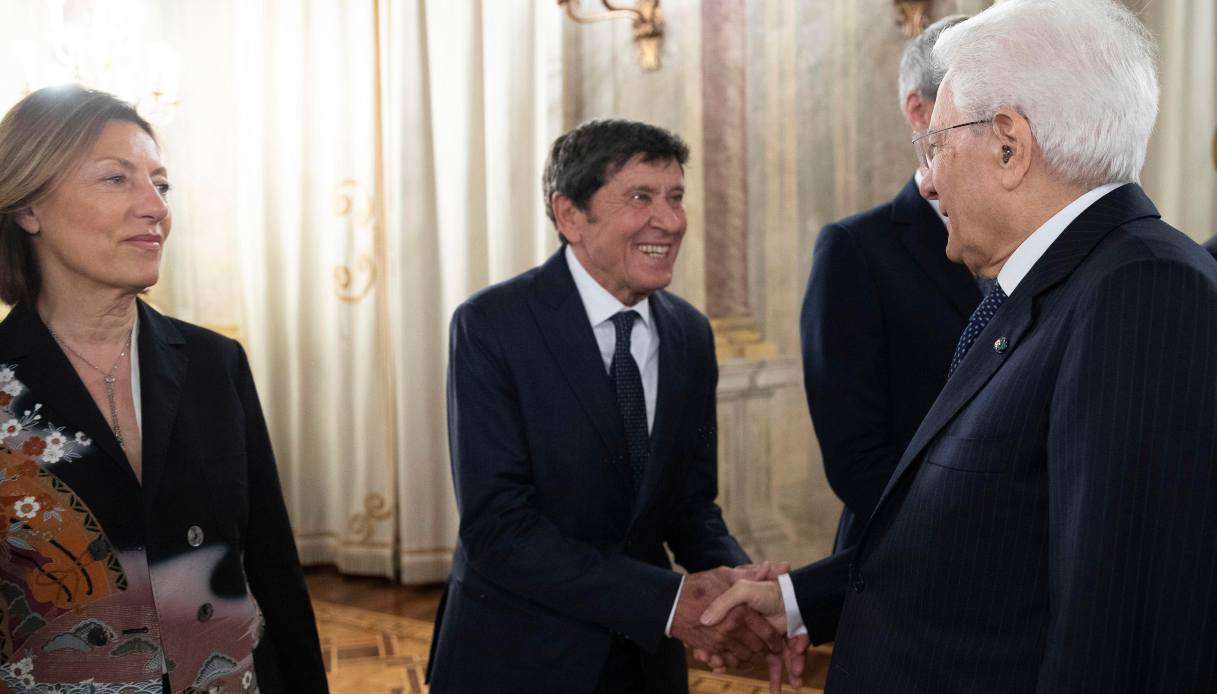 Gianni Morandi in concerto per l'anniversario del Senato: Meloni e La Russa canticchiano, Renzi scatenato