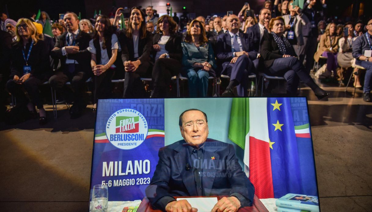Il video di Silvio Berlusconi trasmesso alla convention di Forza Italia