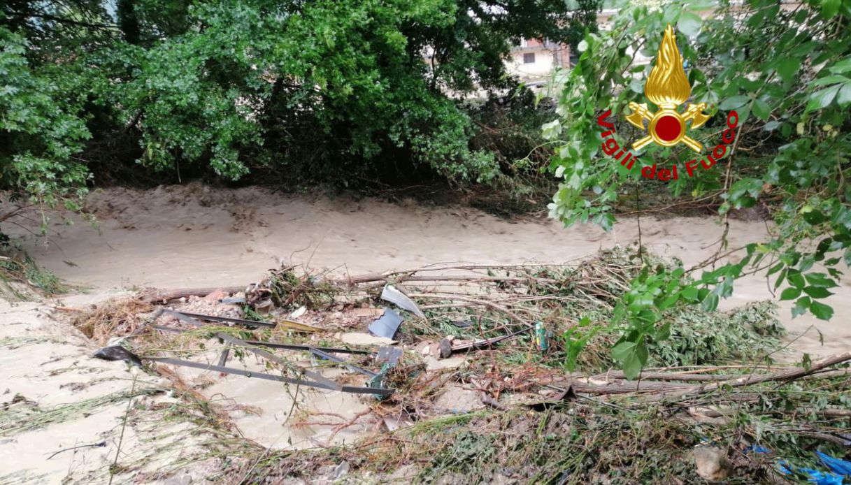 bomba d'acqua ad assisi