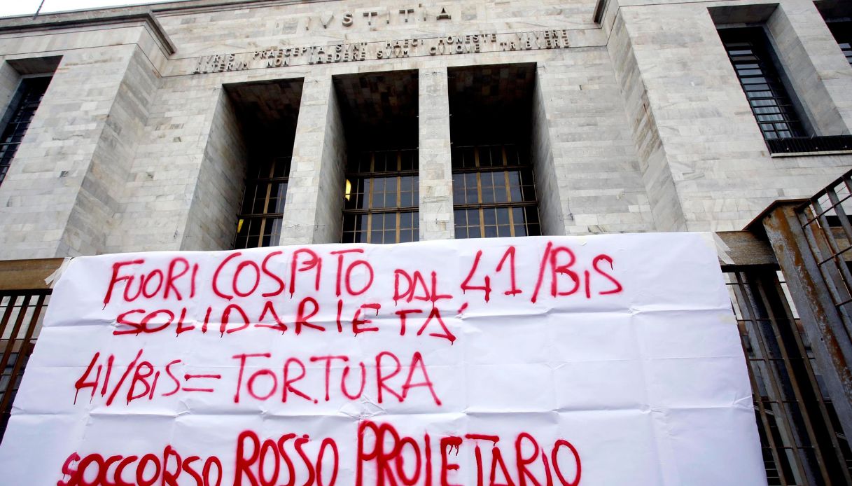 Arriva la sentenza per Alfredo Cospito, l’anarchico condannato a 23 anni