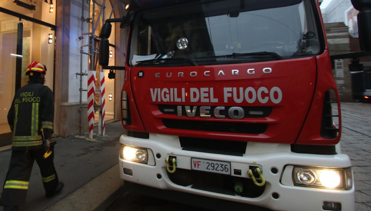 Incendio Nell'appartamento Di Un Palazzo In Zona Maggiolina A Milano ...