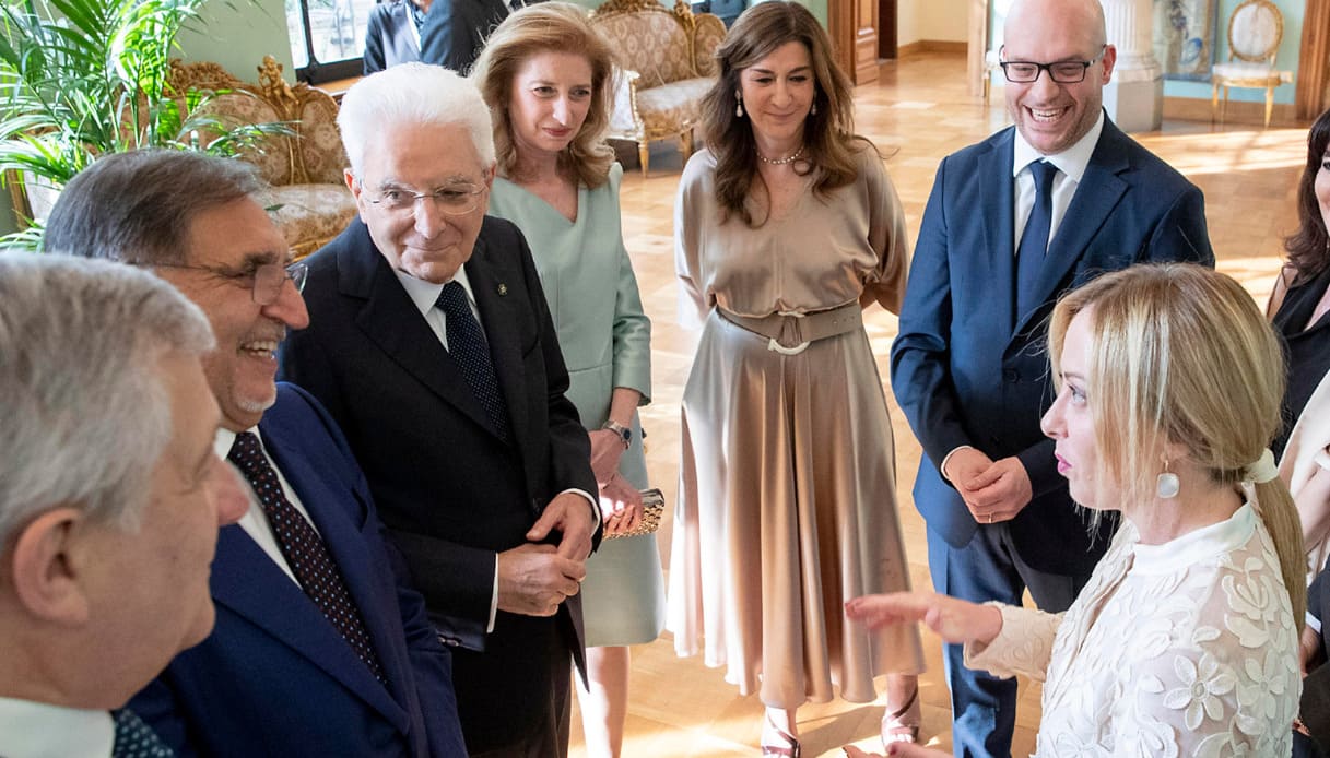 Debutto di Meloni premier alla Festa delle Repubblica al Quirinale: politici e vip al concerto per il 2 giugno