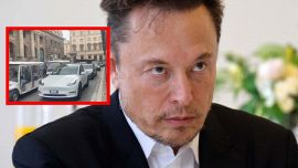 Elon Musk incontra Tajani e Meloni a Palazzo Chigi: la sua Tesla bianca resta bloccata nel traffico a Roma